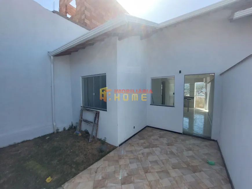 Foto 1 de Casa com 2 Quartos à venda, 45m² em Cruzeiro, Ribeirão das Neves