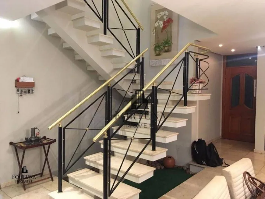 Foto 1 de Casa com 4 Quartos à venda, 270m² em Planalto Paulista, São Paulo