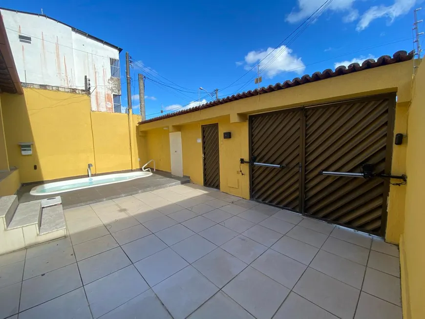 Foto 1 de Casa com 4 Quartos para alugar, 300m² em Camaçari de Dentro, Camaçari