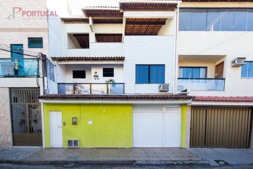 Foto 1 de Casa com 3 Quartos à venda, 222m² em Campo D Oeste, Macaé