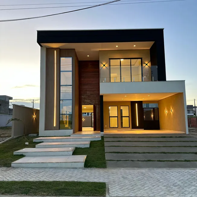 Foto 1 de Casa com 4 Quartos à venda, 264m² em Cidade Alpha, Eusébio