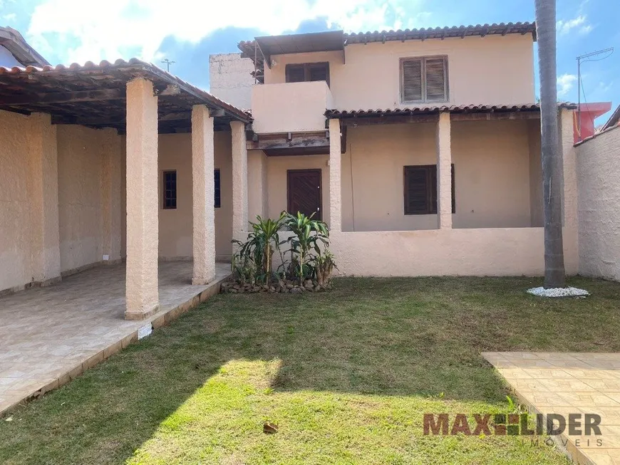 Foto 1 de Casa com 2 Quartos à venda, 168m² em Jardim Deghi, Santana de Parnaíba
