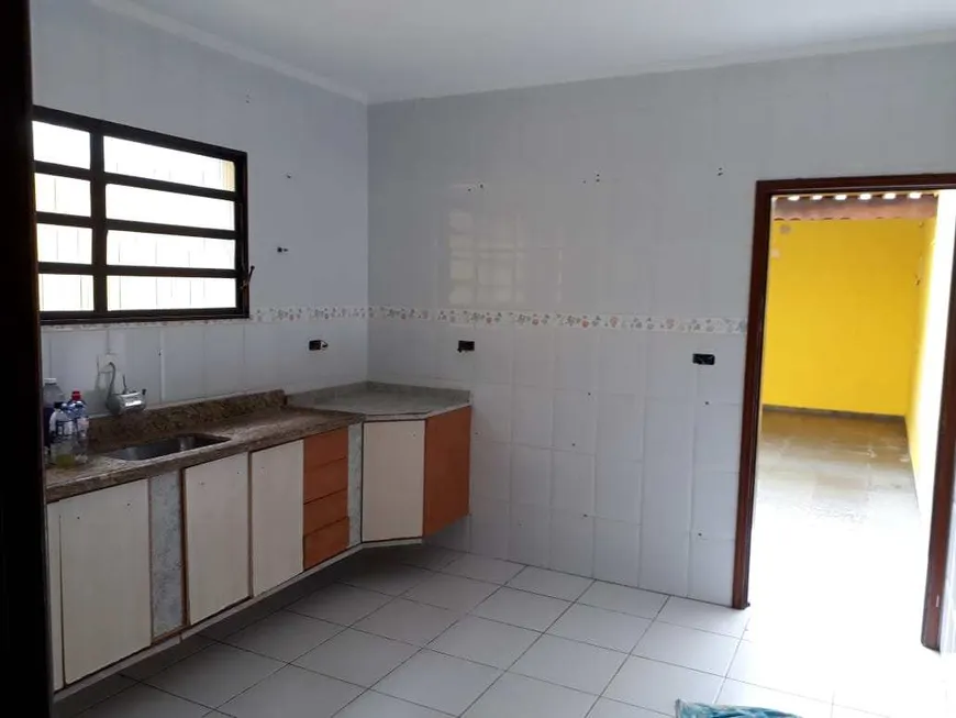 Foto 1 de Casa com 3 Quartos para alugar, 127m² em Boqueirão, Praia Grande