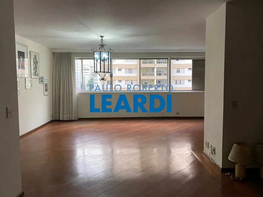 Foto 1 de Apartamento com 3 Quartos à venda, 173m² em Itaim Bibi, São Paulo