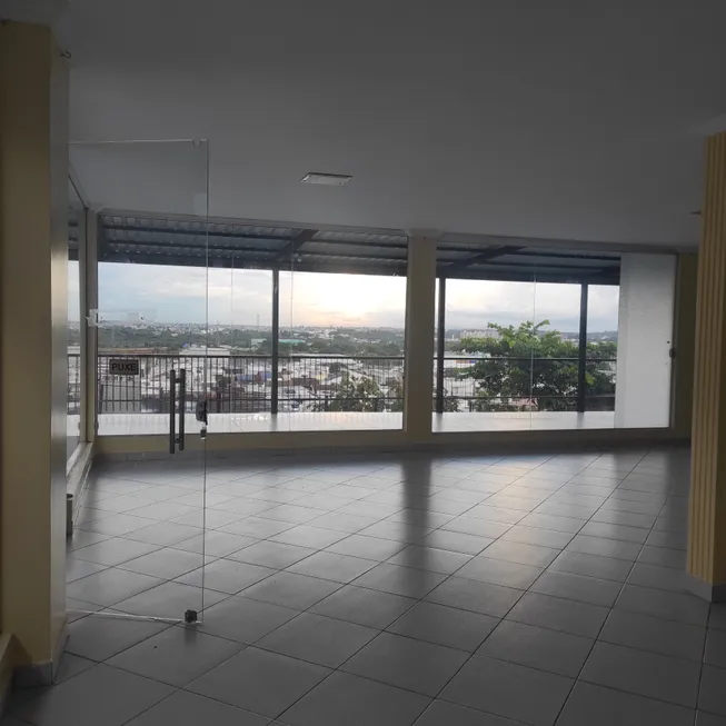 Foto 1 de Ponto Comercial para alugar, 300m² em Flores, Manaus