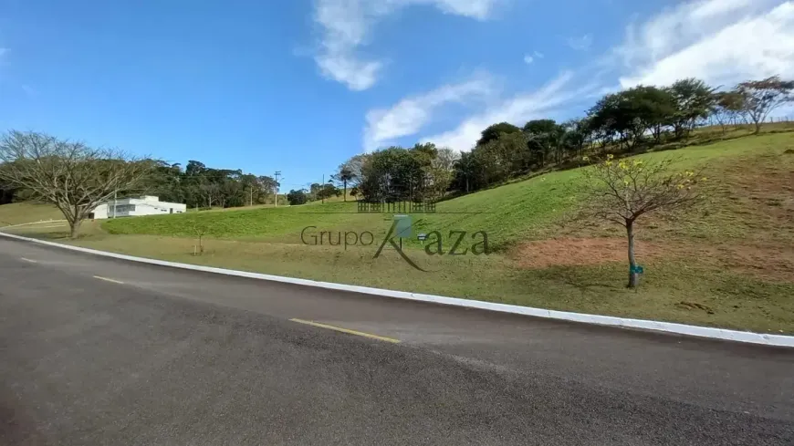 Foto 1 de Lote/Terreno à venda, 1100m² em , Paraibuna