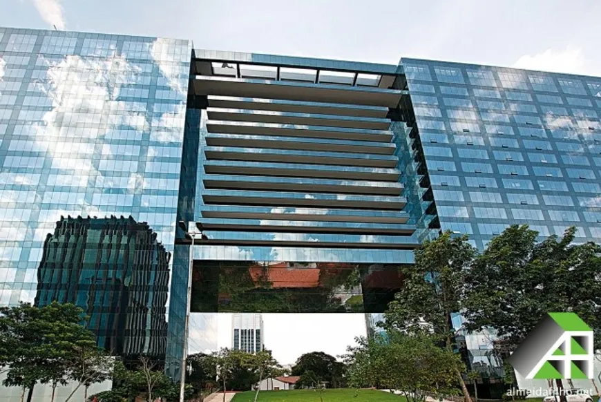 Foto 1 de Sala Comercial com 1 Quarto para alugar, 3500m² em Pinheiros, São Paulo
