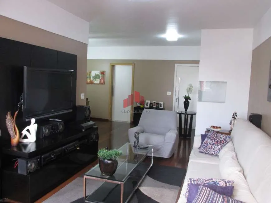 Foto 1 de Apartamento com 4 Quartos à venda, 135m² em Lourdes, Belo Horizonte