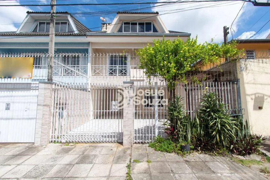 Foto 1 de Casa de Condomínio com 3 Quartos à venda, 187m² em Jardim das Américas, Curitiba