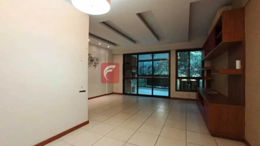 Foto 1 de Apartamento com 3 Quartos à venda, 119m² em Humaitá, Rio de Janeiro