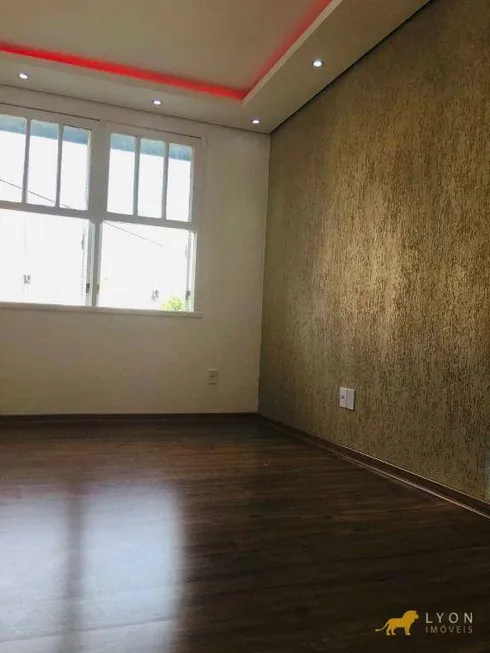 Foto 1 de Apartamento com 3 Quartos à venda, 83m² em São Sebastião, Porto Alegre