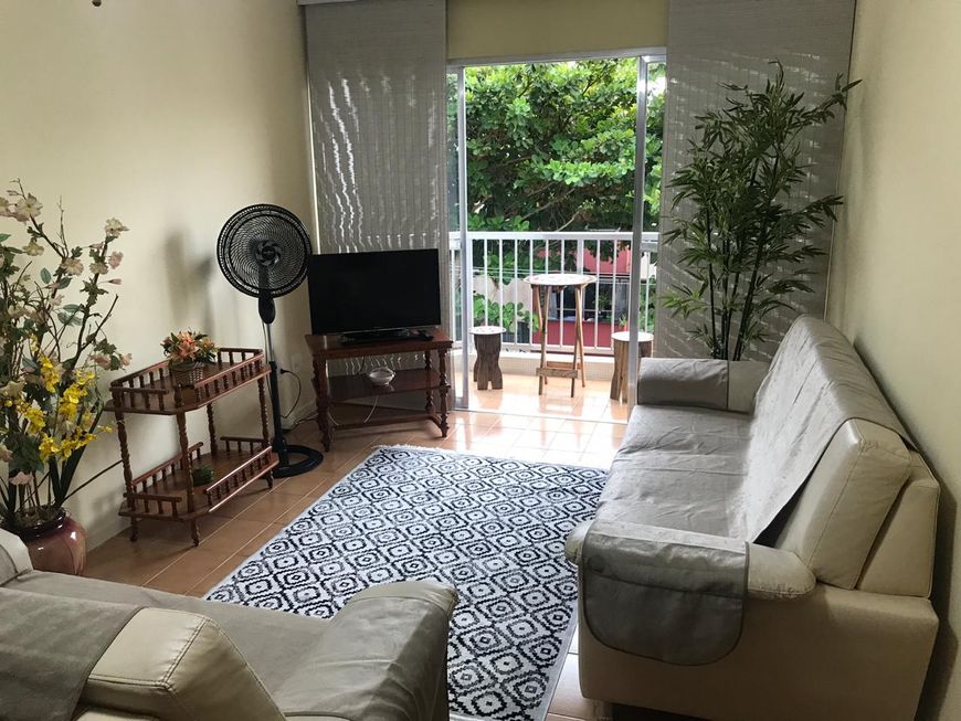Foto 1 de Apartamento com 3 Quartos para alugar, 80m² em Jardim Las Palmas, Guarujá