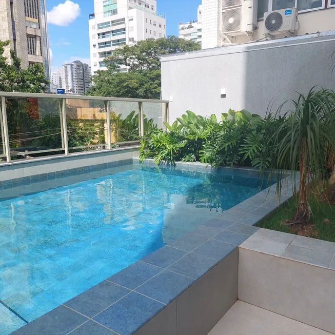 Foto 1 de Apartamento com 4 Quartos à venda, 135m² em Santo Agostinho, Belo Horizonte