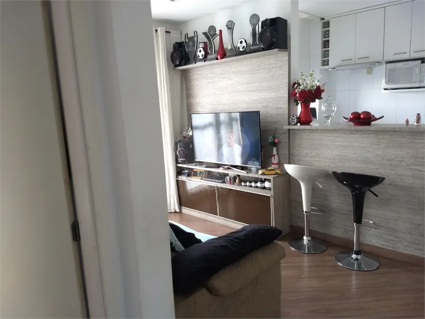 Foto 1 de Apartamento com 2 Quartos à venda, 50m² em Bussocaba, Osasco