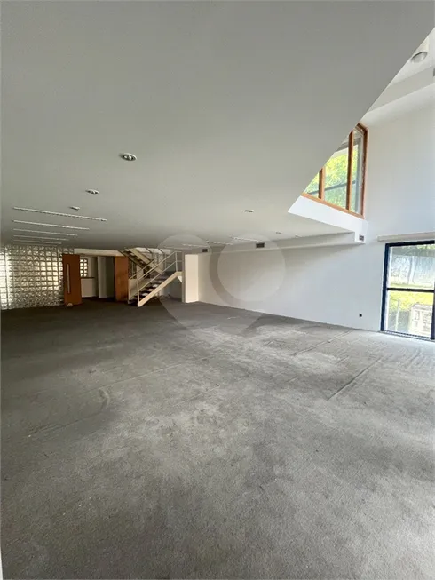 Foto 1 de Ponto Comercial para venda ou aluguel, 136m² em Real Parque, São Paulo