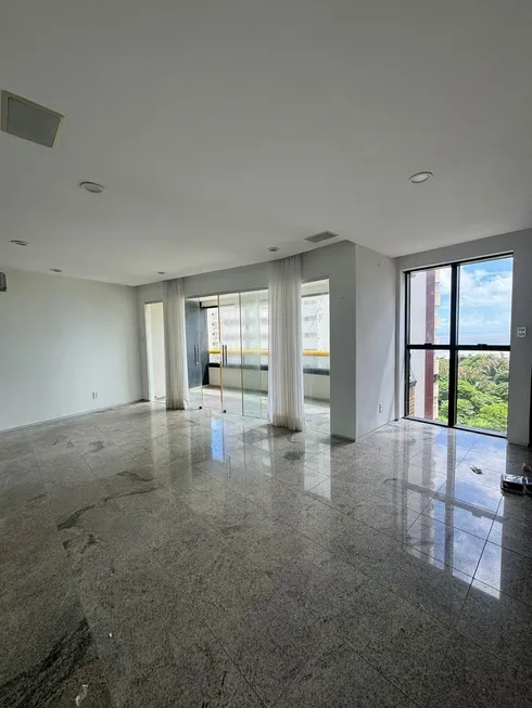 Foto 1 de Apartamento com 3 Quartos para venda ou aluguel, 200m² em Quintas do Calhau, São Luís