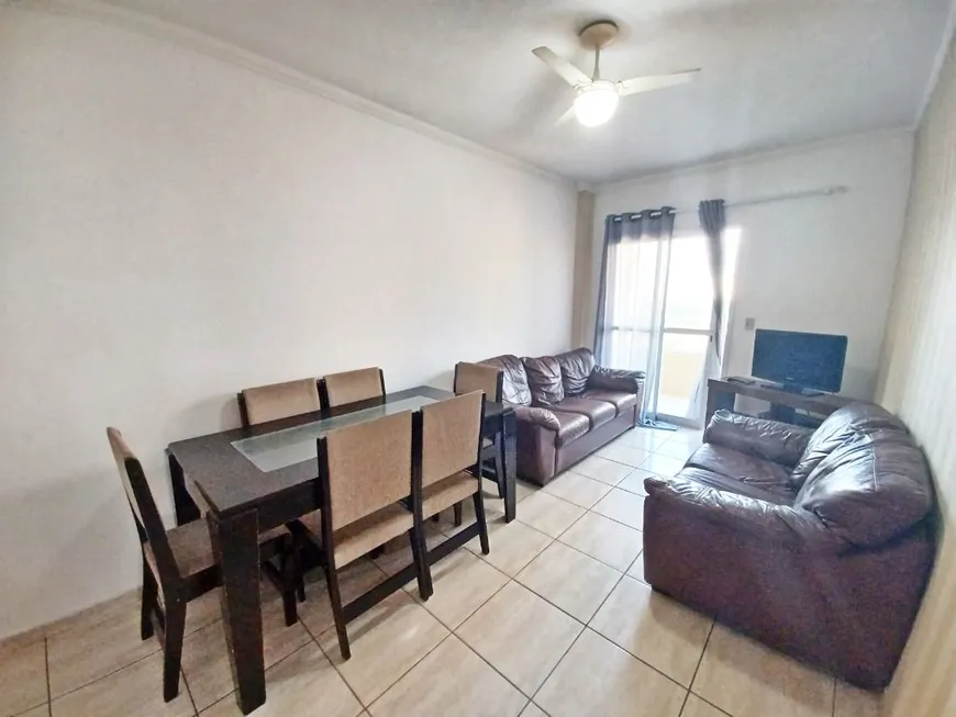 Foto 1 de Apartamento com 2 Quartos à venda, 70m² em Campo da Aviação, Praia Grande