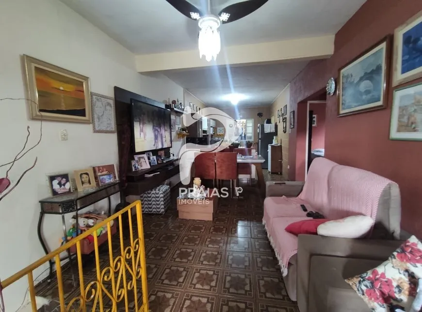 Foto 1 de Casa com 2 Quartos à venda, 108m² em Vicente de Carvalho, Guarujá