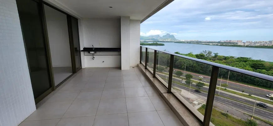 Foto 1 de Apartamento com 4 Quartos à venda, 160m² em Barra da Tijuca, Rio de Janeiro