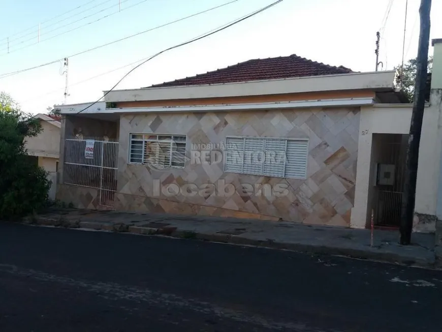 Foto 1 de Casa com 3 Quartos à venda, 360m² em CENTRO, Monte Aprazível