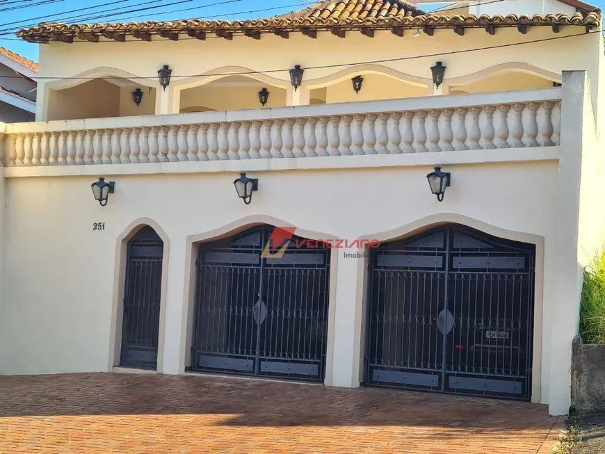 Foto 1 de Casa com 3 Quartos à venda, 252m² em Jaraguá, Piracicaba