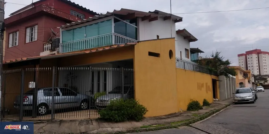 Foto 1 de Sobrado com 2 Quartos à venda, 180m² em Jardim Santa Clara, Guarulhos