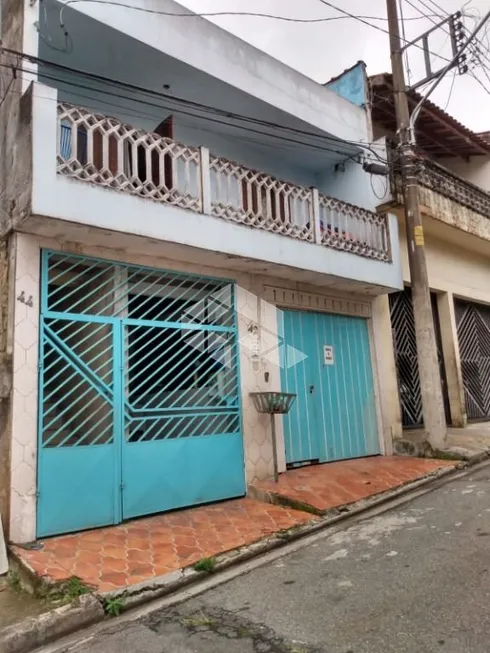 Foto 1 de Casa com 4 Quartos à venda, 130m² em Conjunto Residencial José Bonifácio, São Paulo