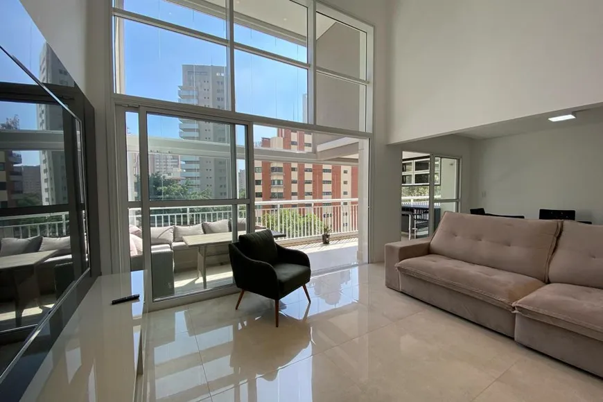 Foto 1 de Apartamento com 3 Quartos à venda, 170m² em Vila Suzana, São Paulo
