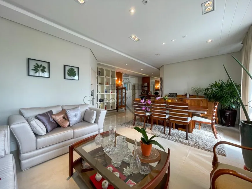 Foto 1 de Apartamento com 4 Quartos à venda, 220m² em Altos do Esplanada, São José dos Campos