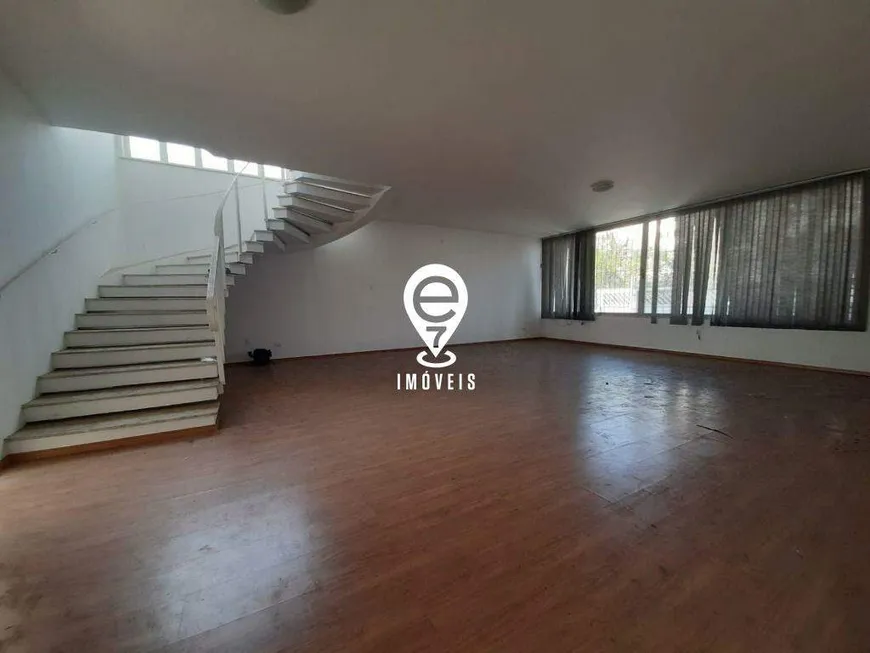 Foto 1 de Sobrado com 4 Quartos para alugar, 295m² em Mirandópolis, São Paulo