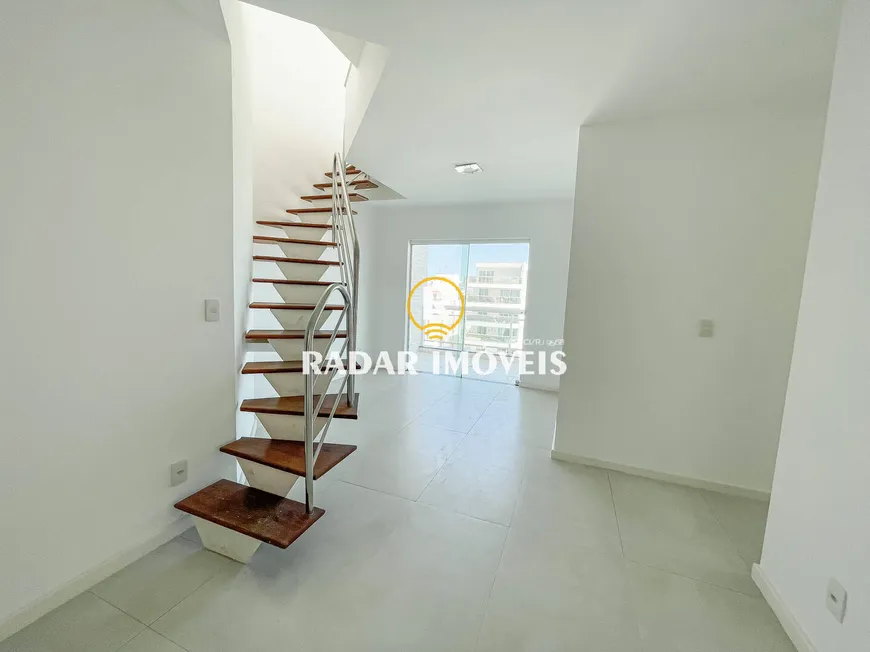 Foto 1 de Apartamento com 4 Quartos à venda, 200m² em Braga, Cabo Frio