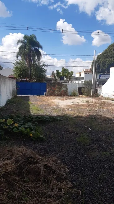 Foto 1 de Lote/Terreno à venda, 329m² em Vila Eunice Nova, Cachoeirinha