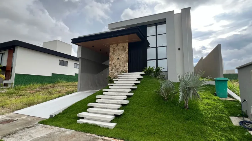 Foto 1 de Casa de Condomínio com 3 Quartos à venda, 160m² em Cidade Alpha, Eusébio