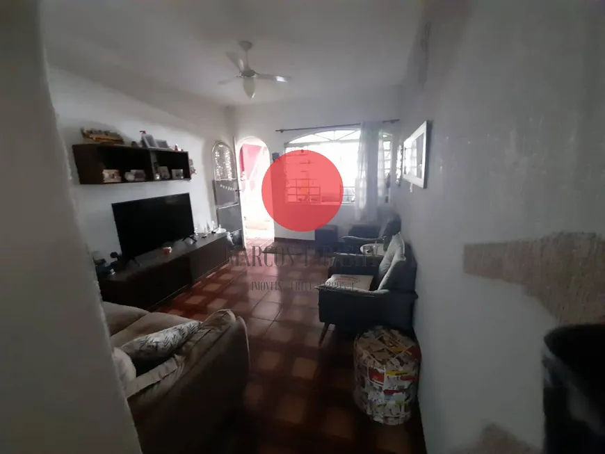 Foto 1 de Casa com 2 Quartos à venda, 310m² em Jardim Itaquiti, Barueri