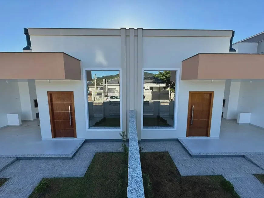 Foto 1 de Casa com 3 Quartos à venda, 108m² em Centro, Antônio Carlos