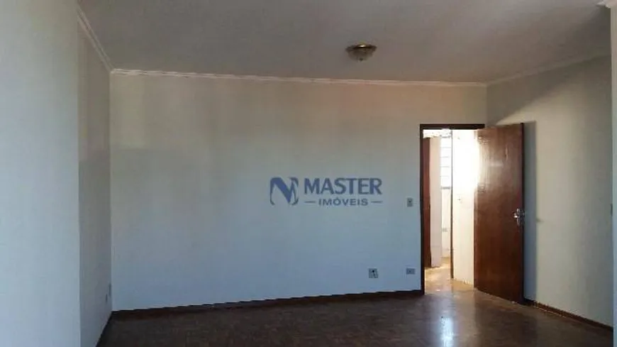 Foto 1 de Apartamento com 3 Quartos à venda, 96m² em Marília, Marília