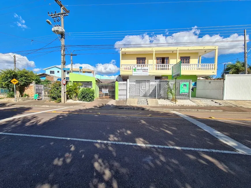 Foto 1 de Sobrado com 3 Quartos à venda, 275m² em Sitio Cercado, Curitiba