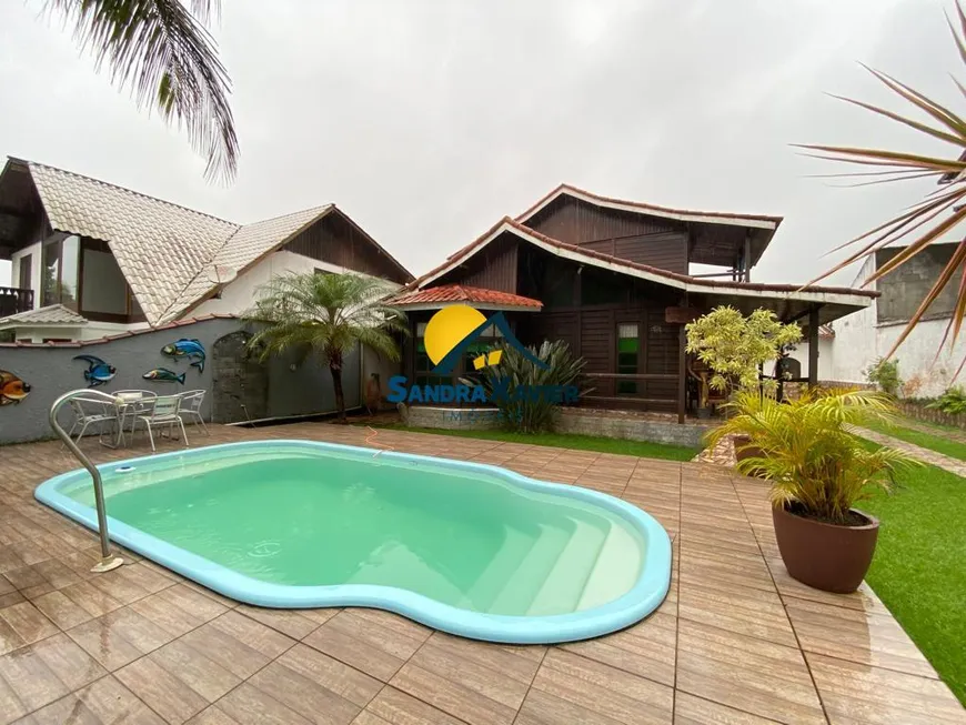 Foto 1 de Casa com 4 Quartos à venda, 185m² em Garatucaia, Angra dos Reis