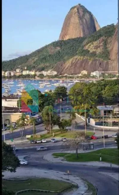Foto 1 de Kitnet com 1 Quarto à venda, 18m² em Botafogo, Rio de Janeiro