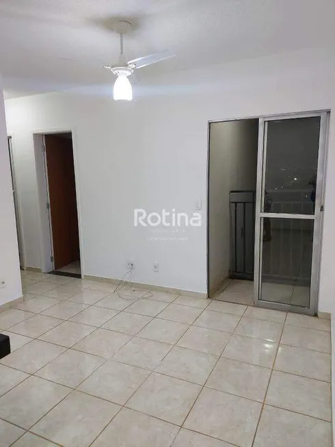 Foto 1 de Apartamento com 3 Quartos à venda, 61m² em Mansorur, Uberlândia