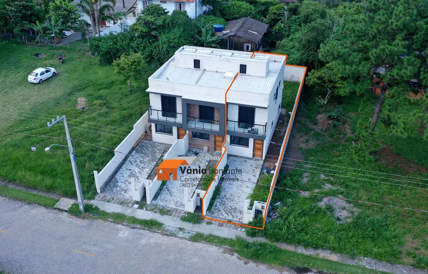 Foto 1 de Casa com 2 Quartos à venda, 84m² em São João do Rio Vermelho, Florianópolis