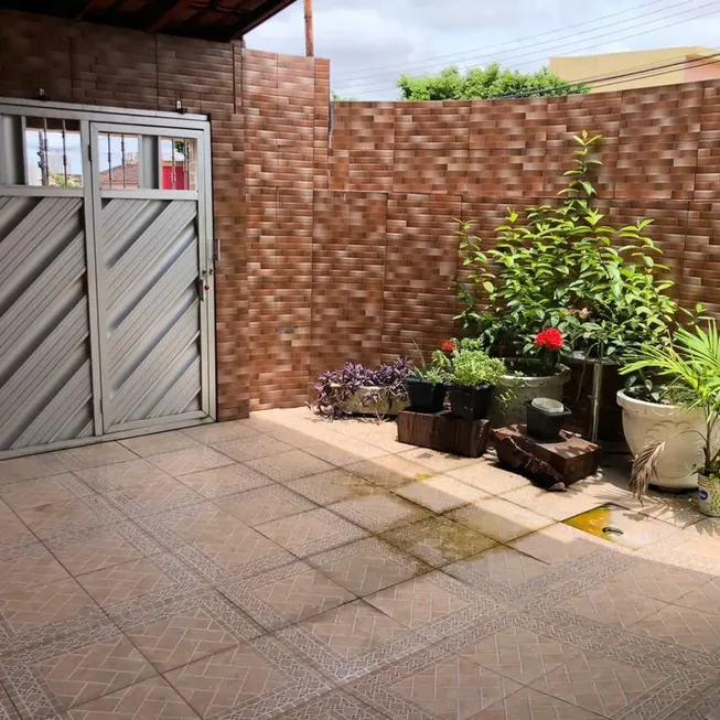 Foto 1 de Casa com 2 Quartos à venda, 50m² em Calumbi, Feira de Santana