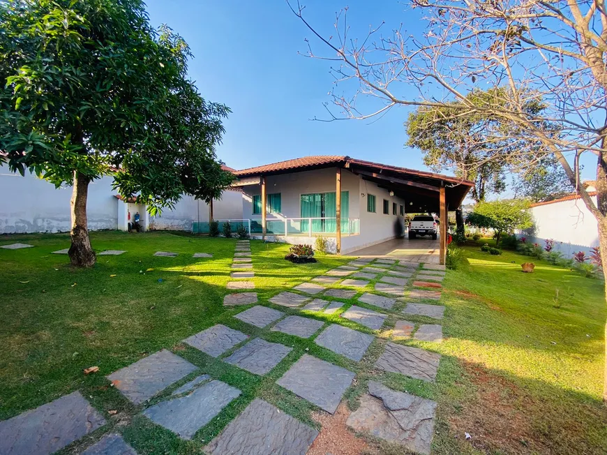 Foto 1 de Casa de Condomínio com 3 Quartos à venda, 1000m² em Village do Gramado I, Lagoa Santa