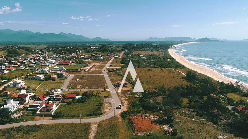 Foto 1 de Lote/Terreno à venda, 466m² em Praia da Gamboa, Garopaba