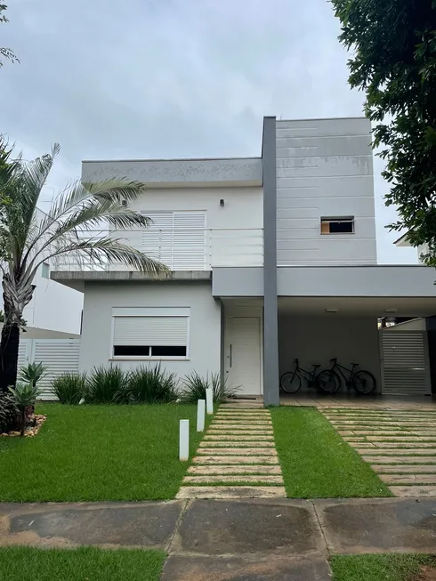 Foto 1 de Casa de Condomínio com 3 Quartos à venda, 285m² em Jardim Imperial, Cuiabá