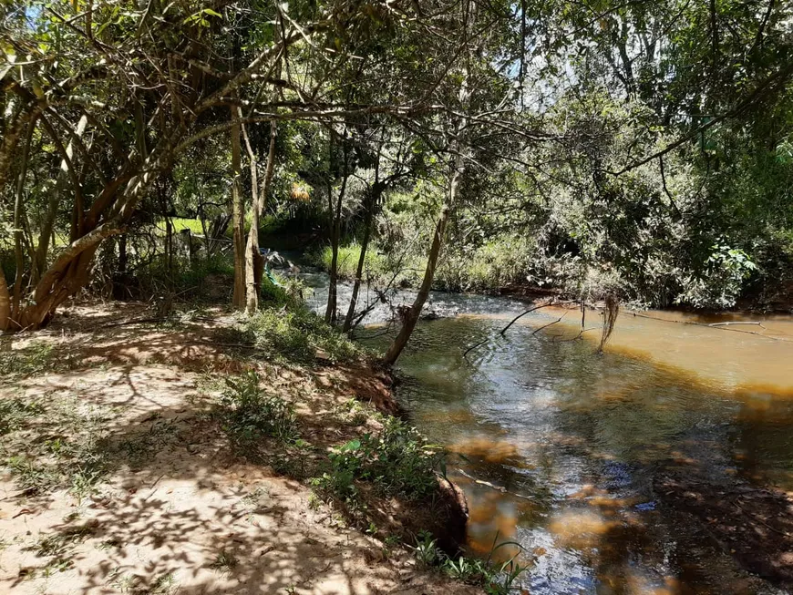 Foto 1 de Fazenda/Sítio com 2 Quartos à venda, 1250m² em Centro, Mateus Leme