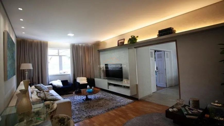 Foto 1 de Apartamento com 3 Quartos à venda, 127m² em Funcionários, Belo Horizonte