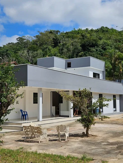 Foto 1 de Casa com 3 Quartos à venda, 284m² em Canteiro, Valença