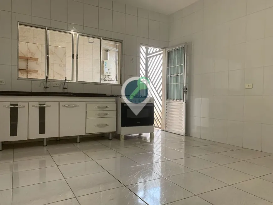 Foto 1 de Casa com 2 Quartos para alugar, 110m² em Jardim Celeste, São Paulo