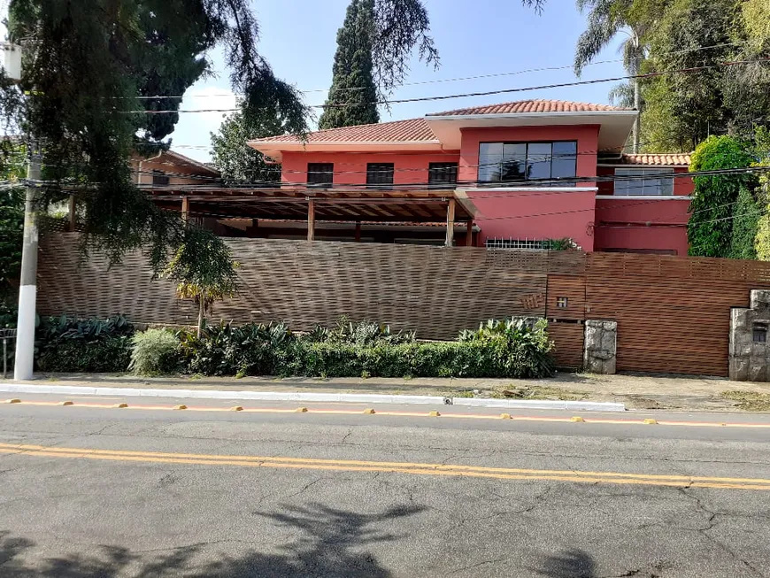 Foto 1 de Sobrado com 14 Quartos para venda ou aluguel, 400m² em Pacaembu, São Paulo